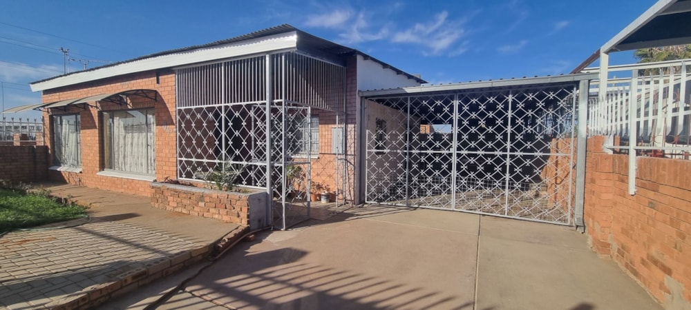 House for sale in Homevale - 1KJ1670030 House for sale in Homevale - 1KJ1670030