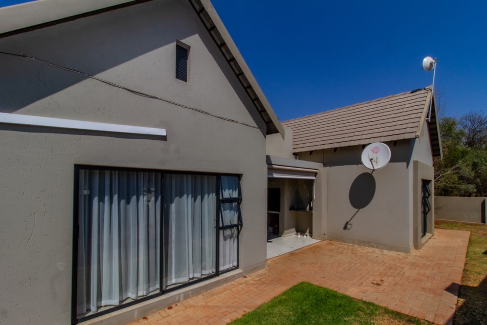 Security estate home for sale in Leloko Estate - 1HR1727830