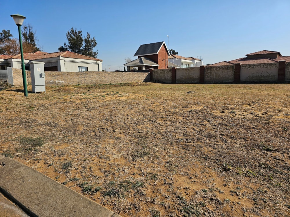 Vacant land for sale in Risiville - 1VT1670273