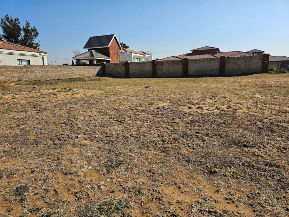 Vacant land for sale in Risiville - 1VT1670273