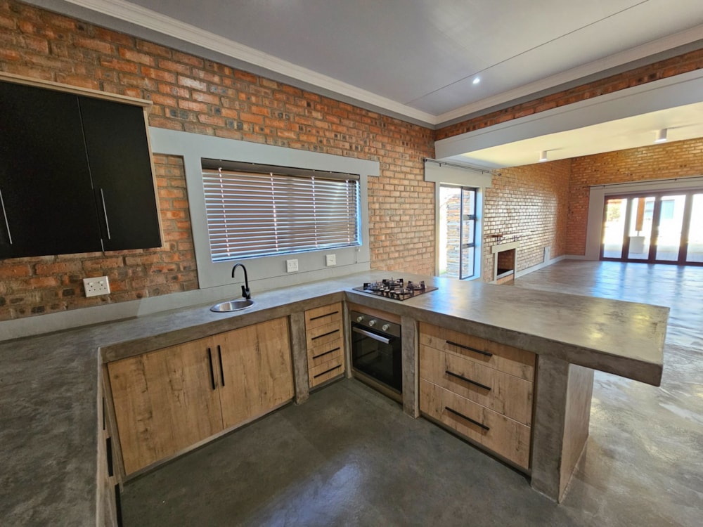 Golf estate house for sale in Kathu - 1RN1725153 Golf estate house for sale in Kathu - 1RN1725153