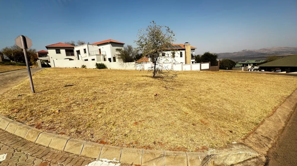 Vacant land for sale in Kosmos Ridge - 1HR1670317