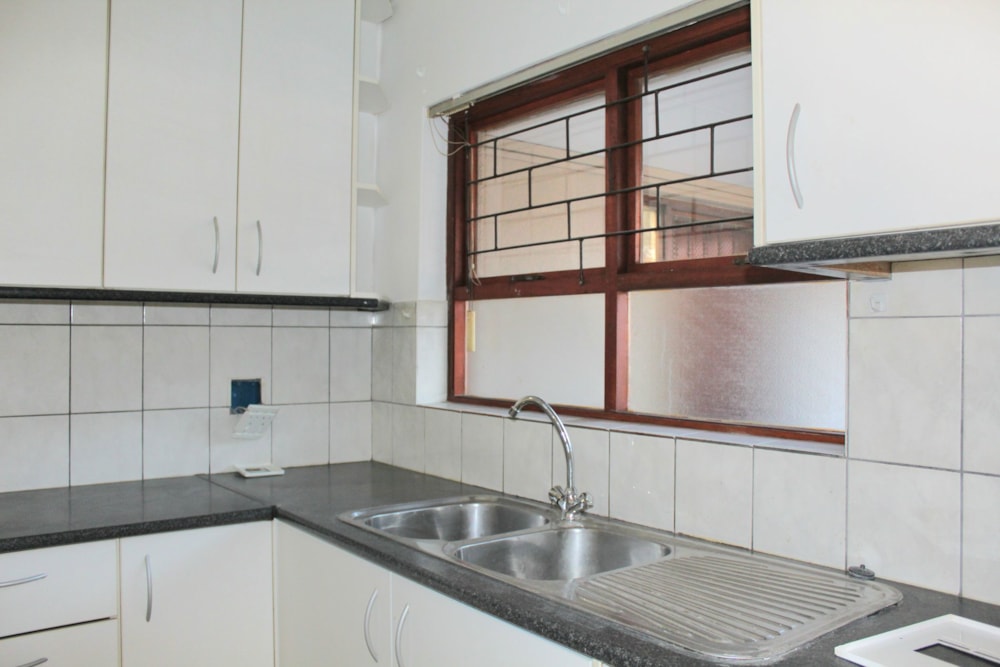 Apartment let in Goodwood Estate - 1AH1670808 Apartment let in Goodwood Estate - 1AH1670808