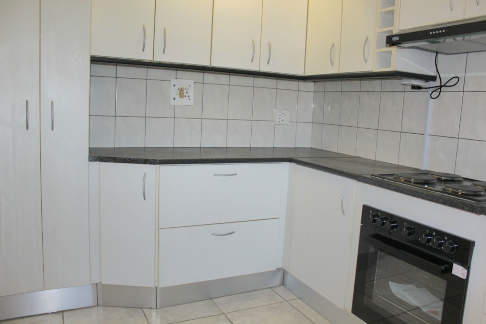 Apartment let in Goodwood Estate - 1AH1670808 Apartment let in Goodwood Estate - 1AH1670808