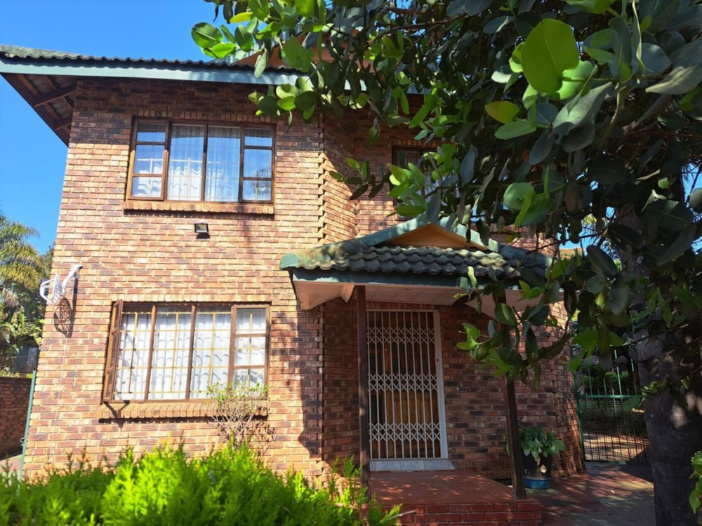 Double-storey house sold in Modjadjiskloof (Duiwelskloof)  - 1TA1670470 Double-storey house sold in Modjadjiskloof (Duiwelskloof)  - 1TA1670470