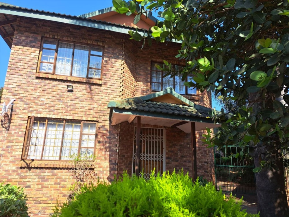 Double-storey house sold in Modjadjiskloof (Duiwelskloof)  - 1TA1670470 Double-storey house sold in Modjadjiskloof (Duiwelskloof)  - 1TA1670470