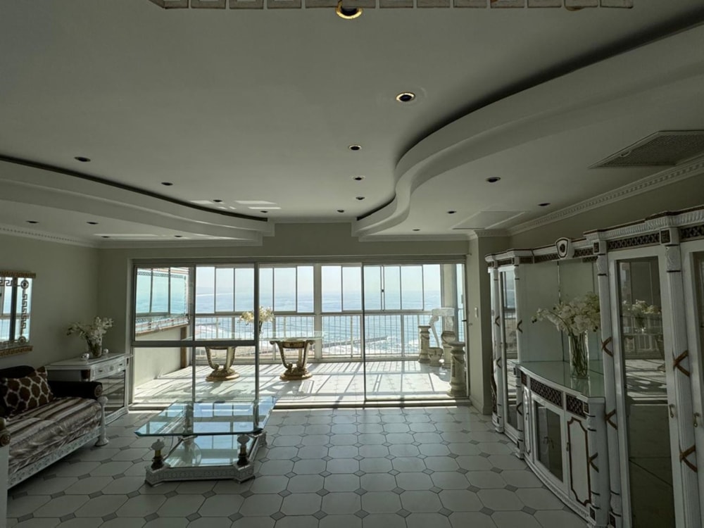 Apartment for sale in North Beach Durban - 1DA1671761 Apartment for sale in North Beach Durban - 1DA1671761