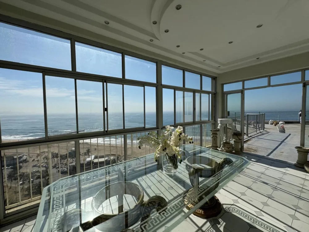 Apartment for sale in North Beach Durban - 1DA1671761 Apartment for sale in North Beach Durban - 1DA1671761