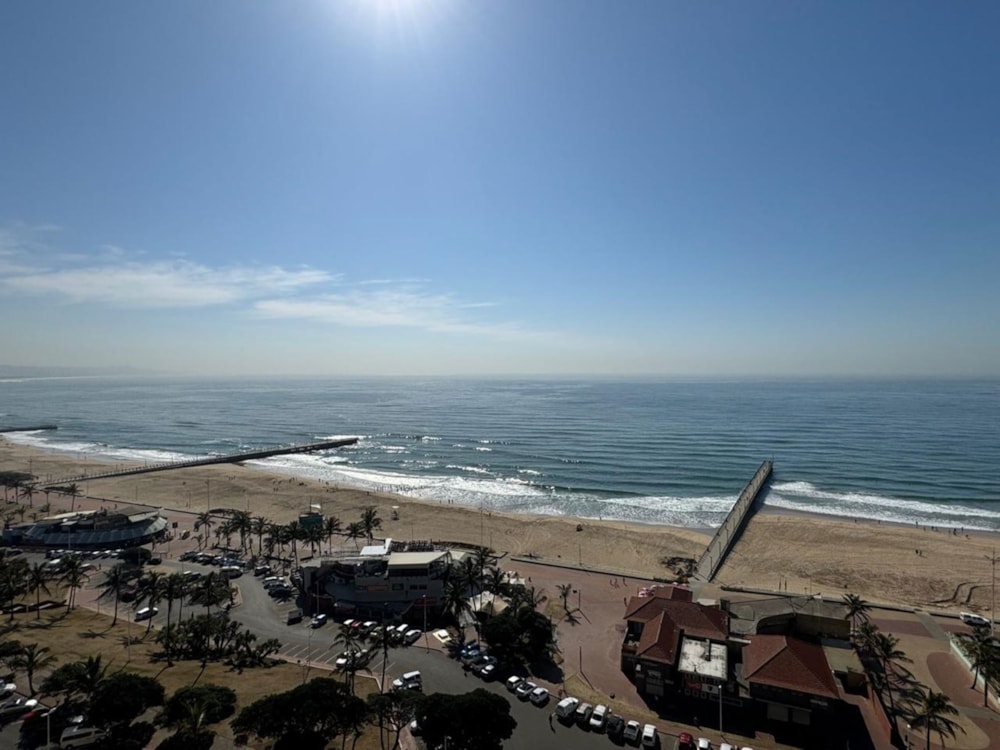 Apartment for sale in North Beach Durban - 1DA1671761 Apartment for sale in North Beach Durban - 1DA1671761