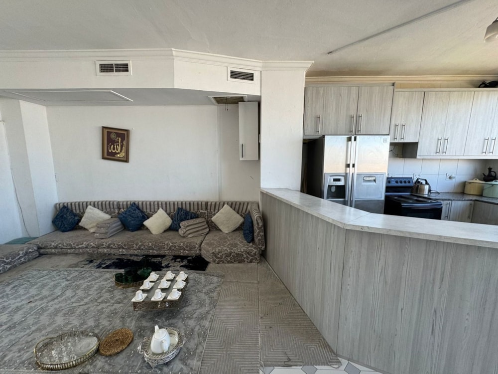 Apartment for sale in North Beach Durban - 1DA1671849 Apartment for sale in North Beach Durban - 1DA1671849