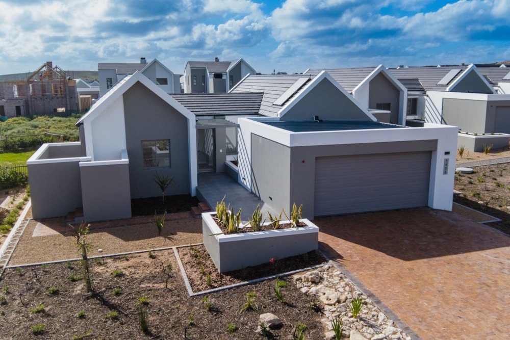House for sale in Langebaan Country Estate - LA1670712 House for sale in Langebaan Country Estate - LA1670712