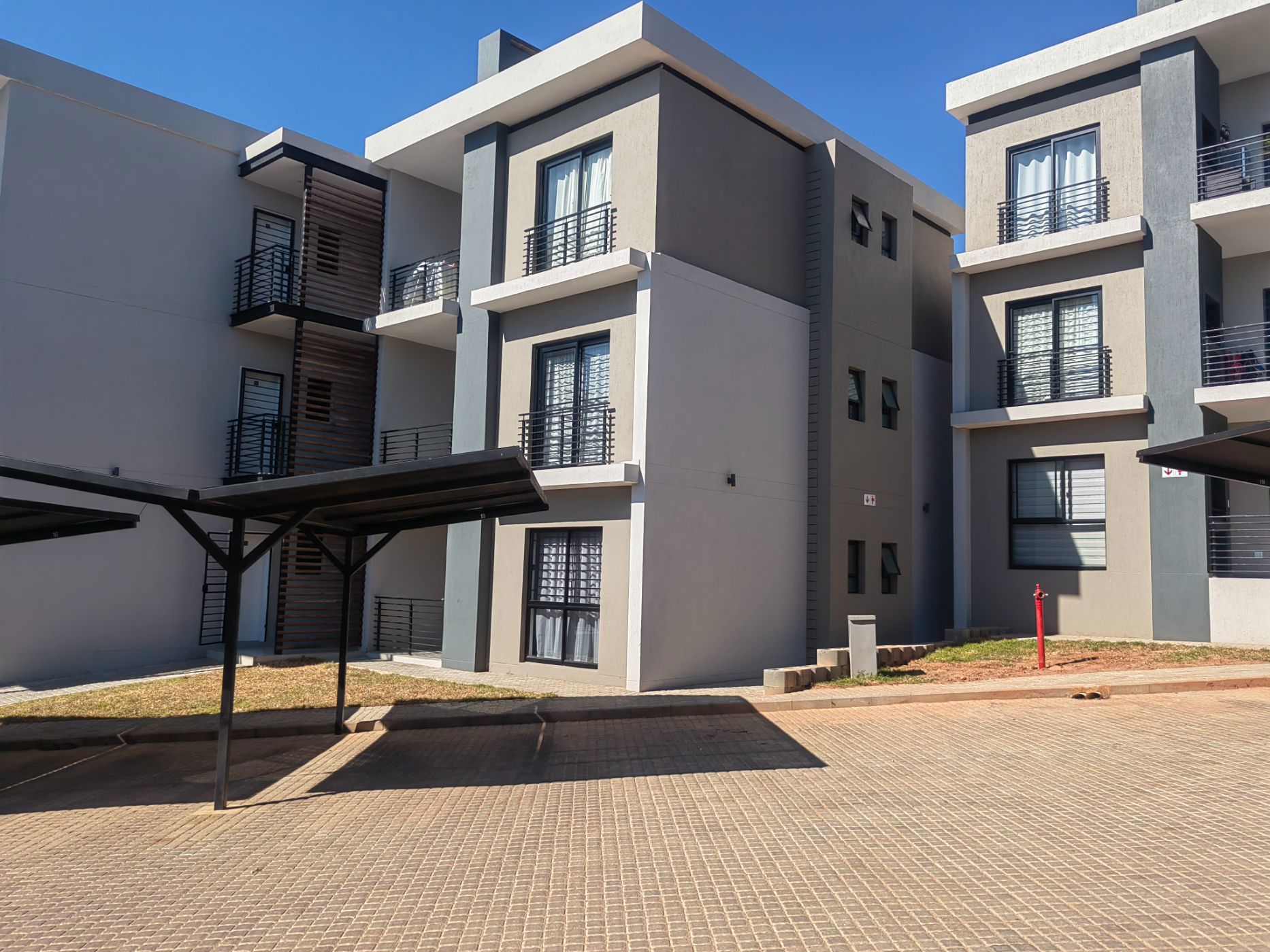 Apartment for sale in Nelspruit Ext 29 - 1NS1670752