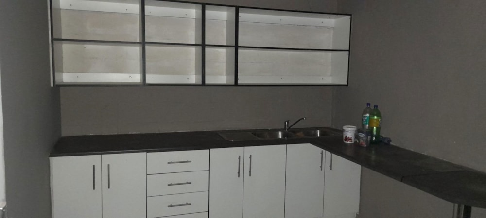 Commercial Building to rent in Mthatha - 1MH1670776 Commercial Building to rent in Mthatha - 1MH1670776