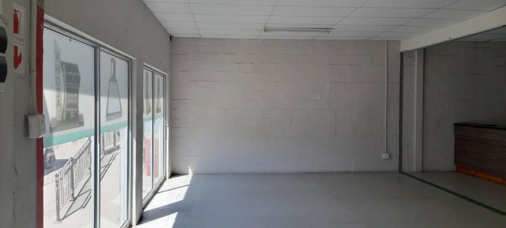 Commercial Building to rent in Mthatha - 1MH1670776 Commercial Building to rent in Mthatha - 1MH1670776