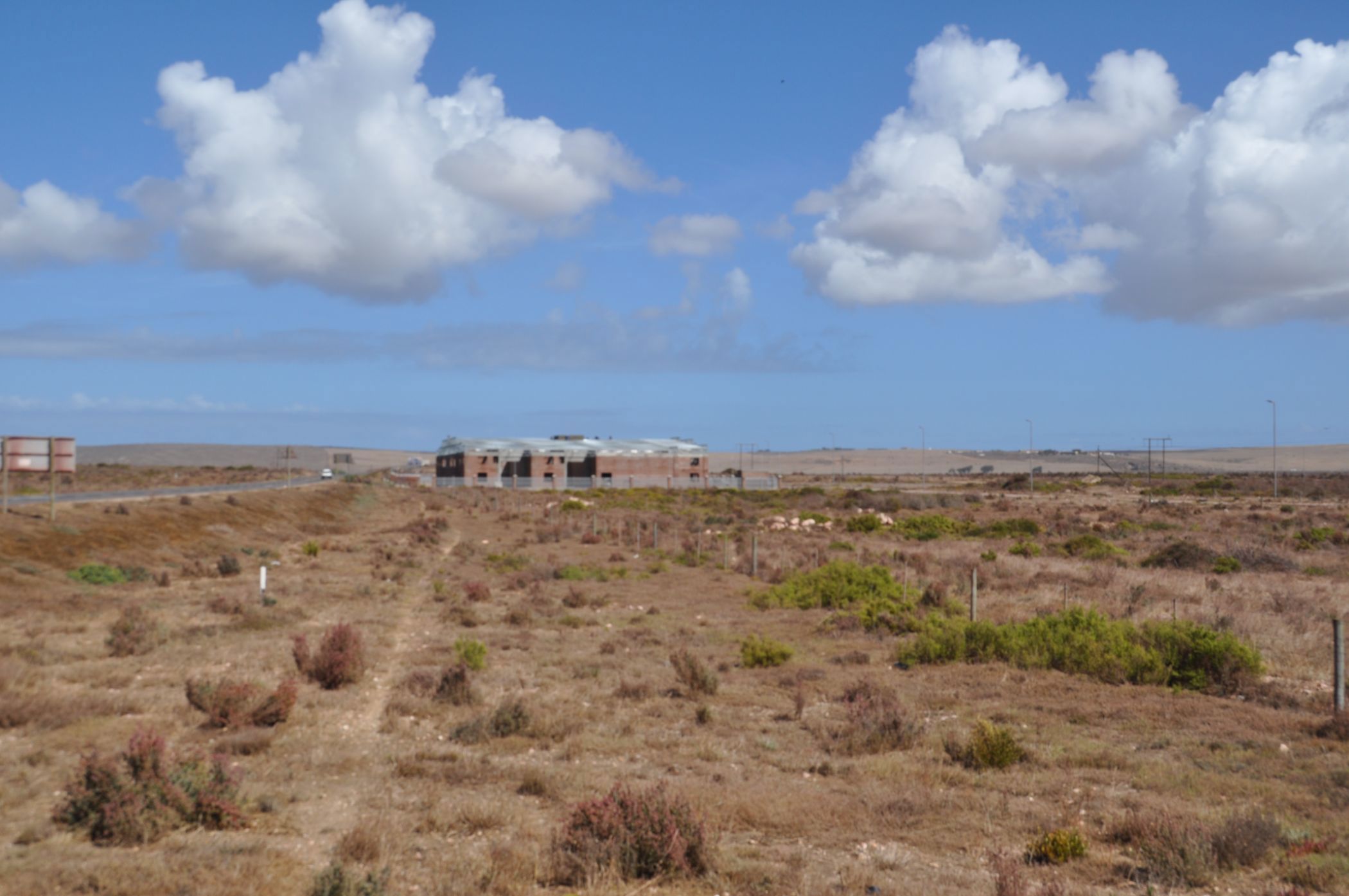 Commercial industrial property for sale in Saldanha Bay - LA1670772