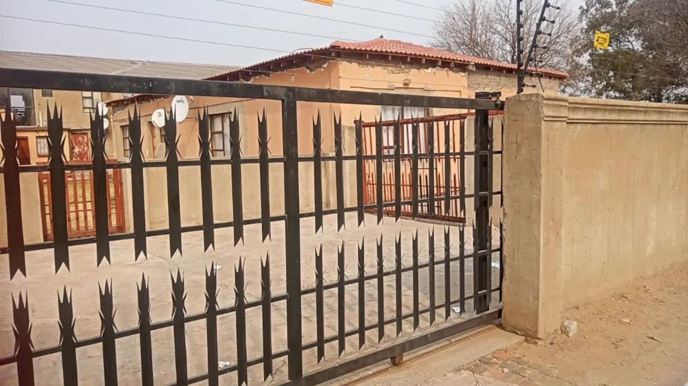 House sold in Vereeniging Central - 1VT1721792 House sold in Vereeniging Central - 1VT1721792