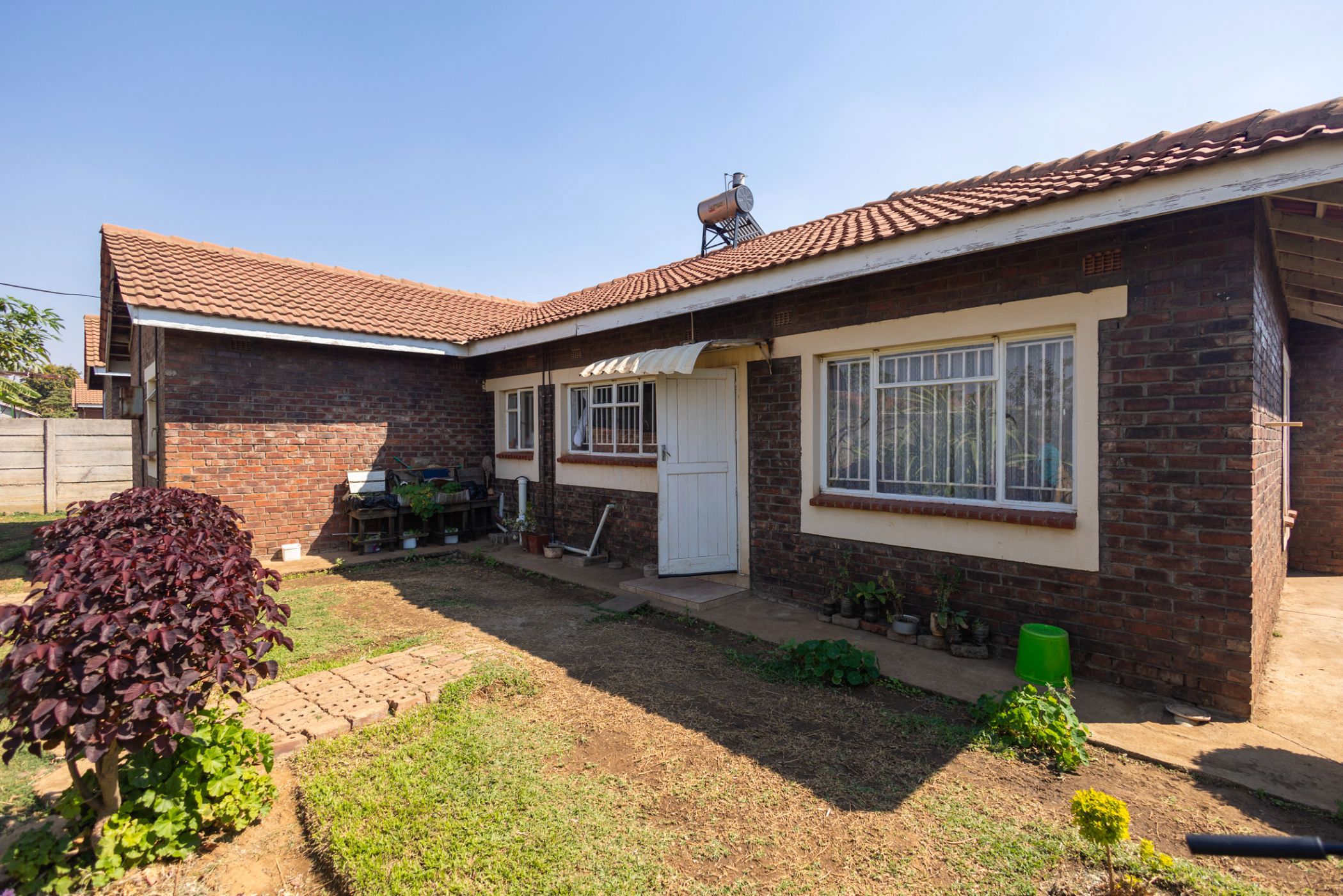 Single-storey house for sale in Glaudina, Zimbabwe - 3ZB1670879