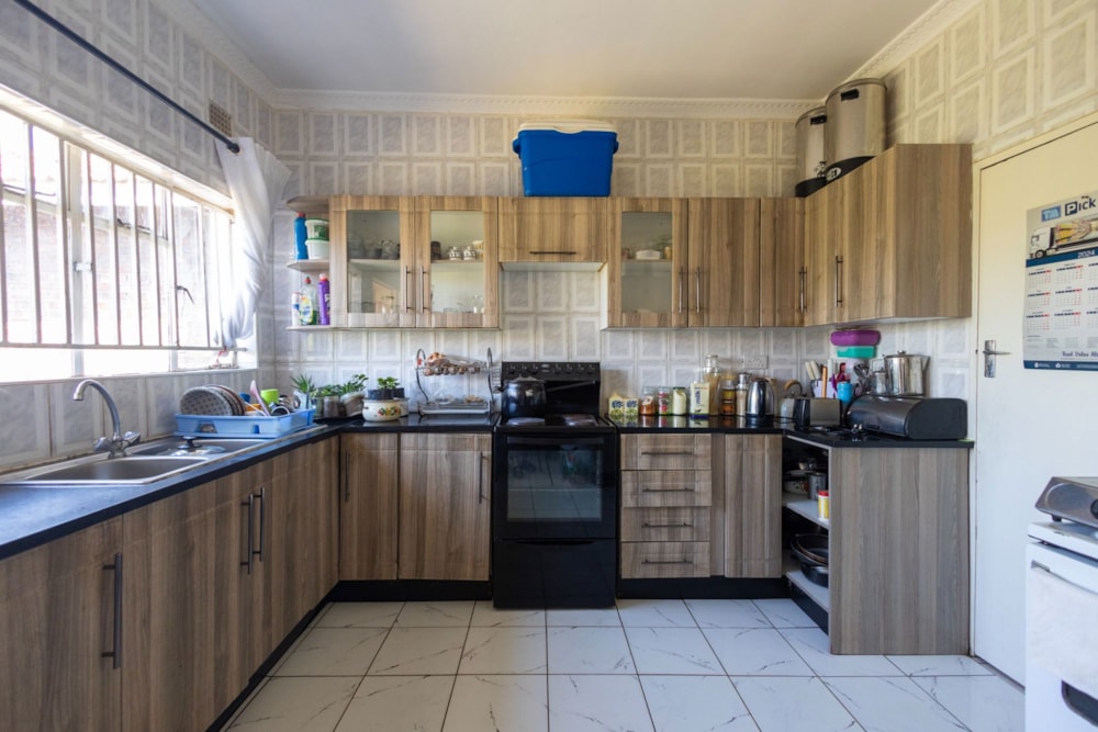 Single-storey house for sale in Glaudina, Zimbabwe - 3ZB1670879