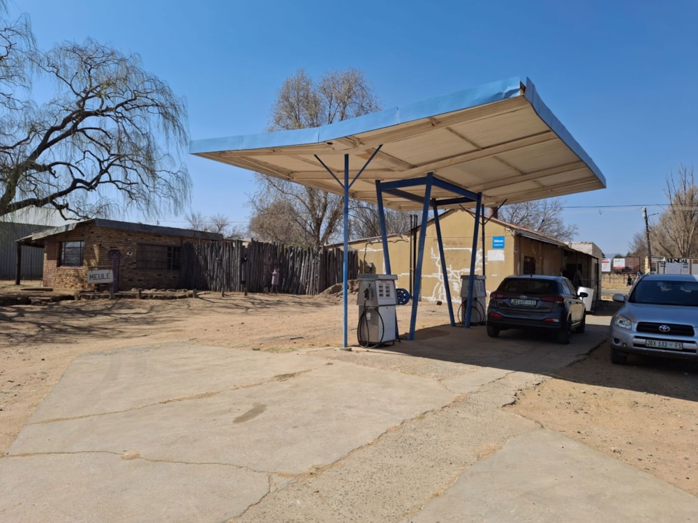 Commercial business sold in Rosendal, Free State - 1CS1670980