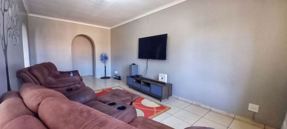 House for sale in Elandspoort - PTM1671252 House for sale in Elandspoort - PTM1671252