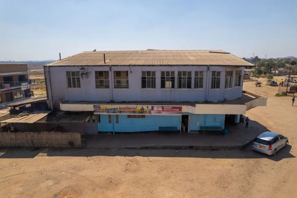 Commercial Building for sale in Mufakose, Zimbabwe - 3ZB1671036 Commercial Building for sale in Mufakose, Zimbabwe - 3ZB1671036