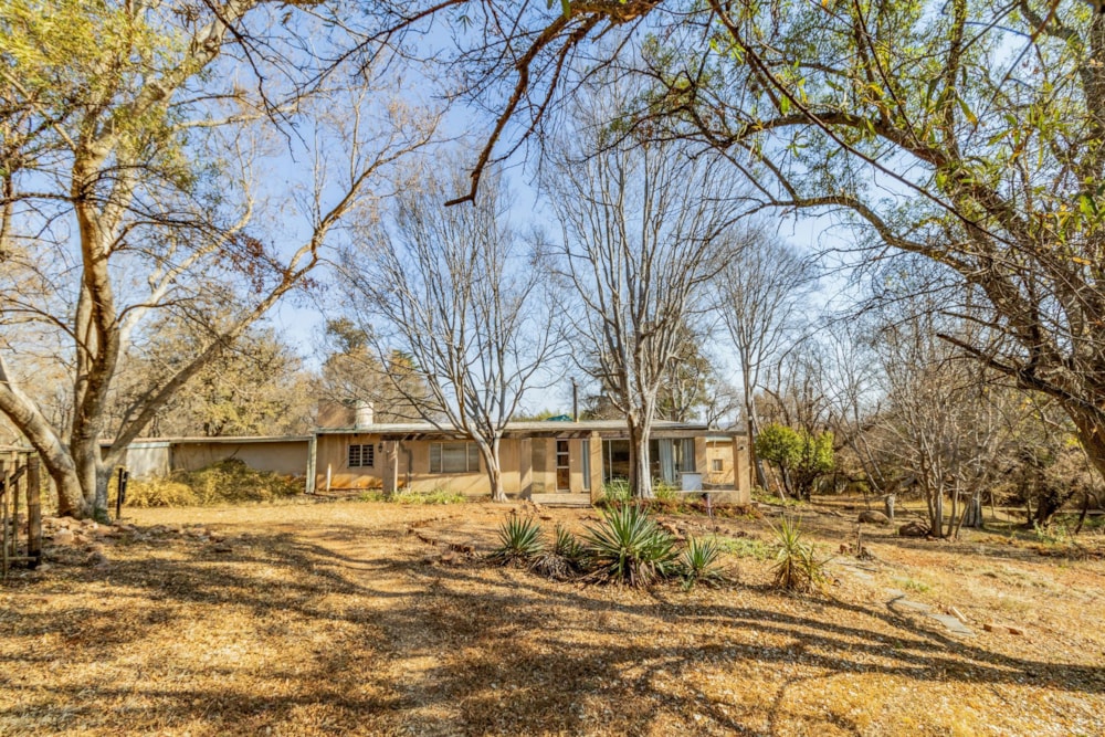 Mixed use farm sold in Hartbeespoort - 1HR1671060 Mixed use farm sold in Hartbeespoort - 1HR1671060