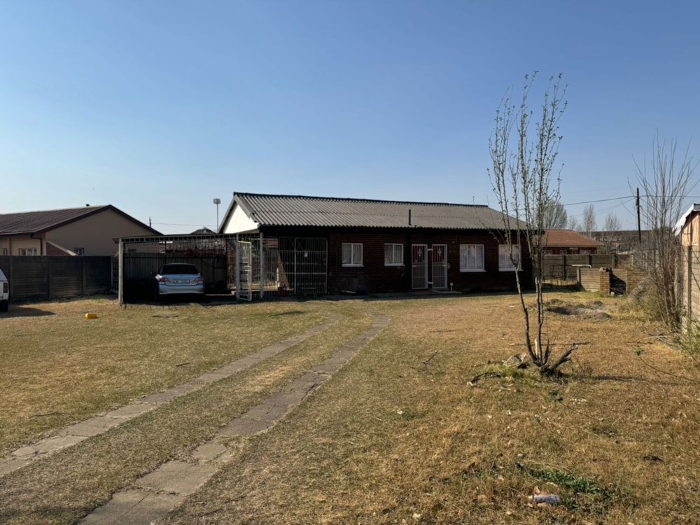 House for sale in Lennoxton - 1NW1672107