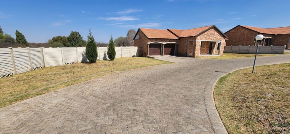 Townhouse for sale in Kookrus - 1VT1671204 Townhouse for sale in Kookrus - 1VT1671204