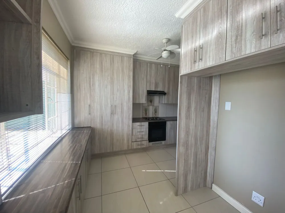 Townhouse for sale in Belgravia, Kimberley - 1KJ1671244 Townhouse for sale in Belgravia, Kimberley - 1KJ1671244