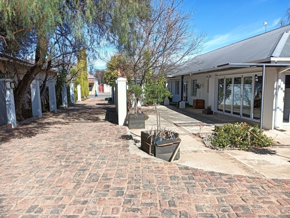 Commercial office for sale in Brandfort - 1BX1671350 Commercial office for sale in Brandfort - 1BX1671350