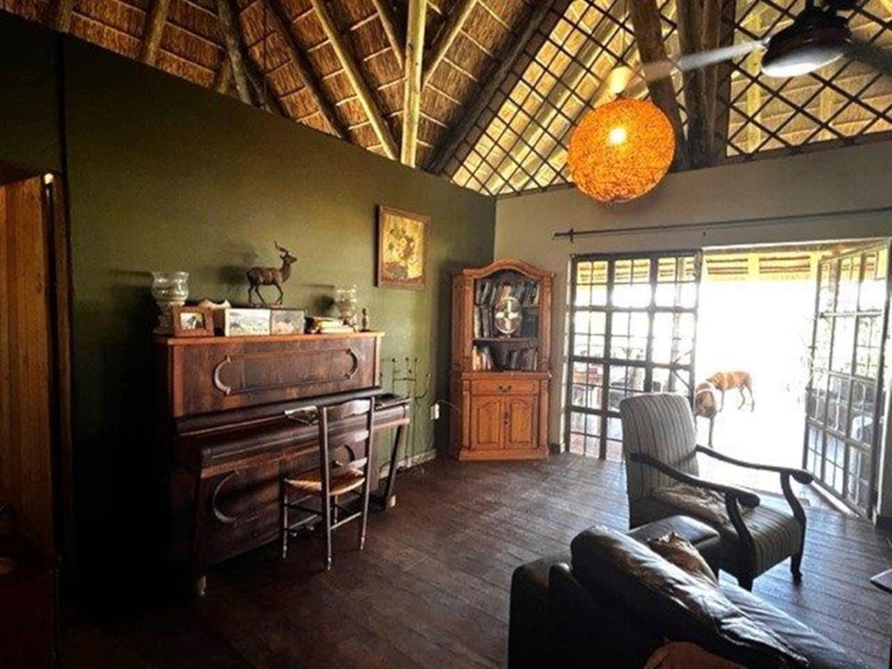 House for sale in Maun, Botswana - 3BO1671357 House for sale in Maun, Botswana - 3BO1671357