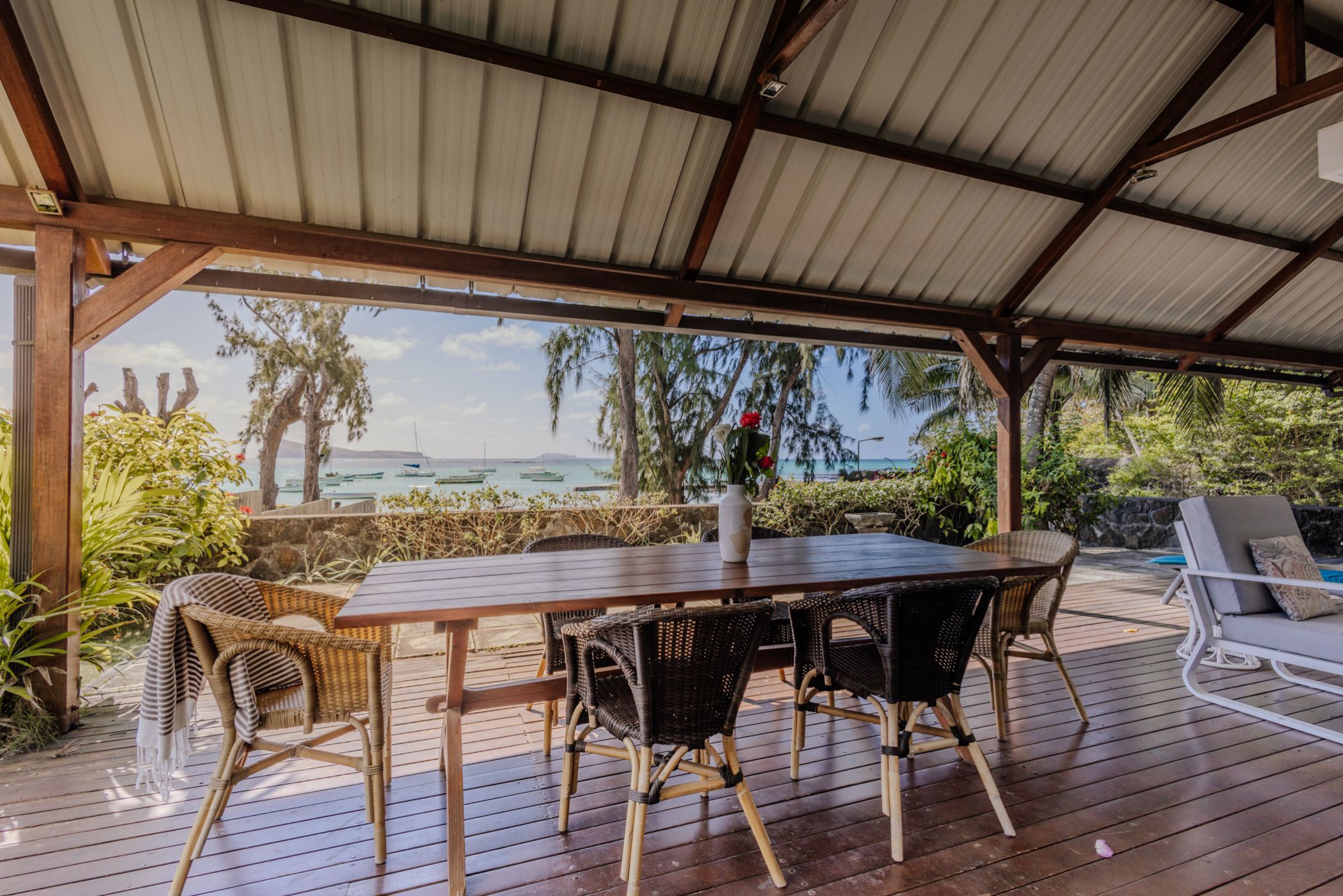 Beachfront villa for sale in Cap Malheureux, Mauritius - MPR1671424