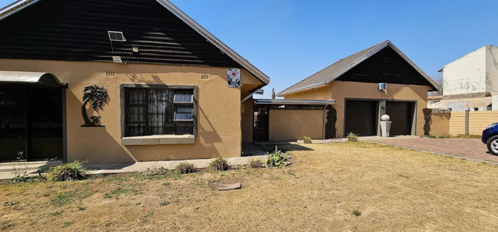 House for sale in Vereeniging Central - 1VT1671486
