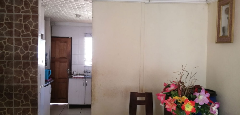 House for sale in Tlhabane West - 1RU1671640