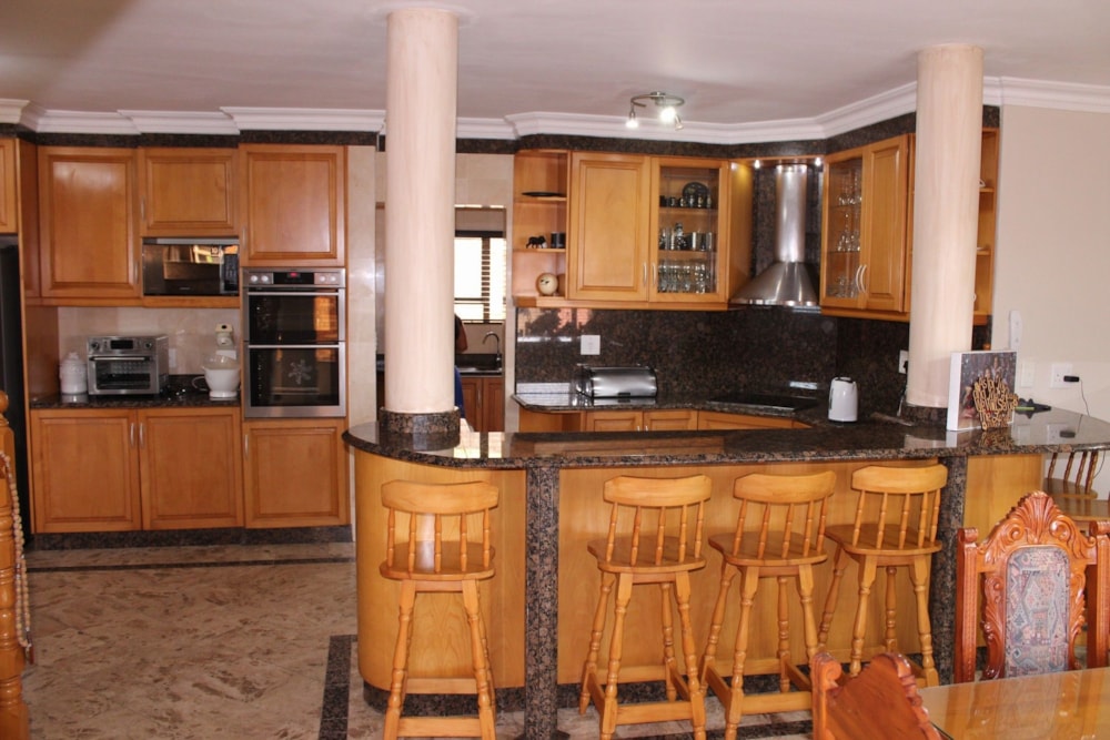 House for sale in Treasure Beach - 1WB1671487