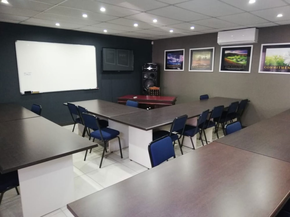 Commercial Building for sale in Three Rivers North - 1VT1671690