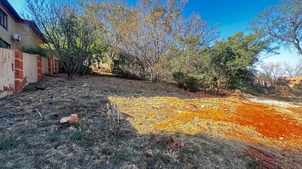 Vacant land for sale in Kosmos Ridge - 1HR1671704