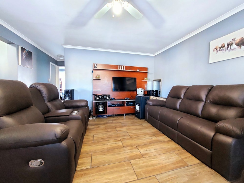 Townhouse sold in Goodwood Estate - 1AH1671772 Townhouse sold in Goodwood Estate - 1AH1671772