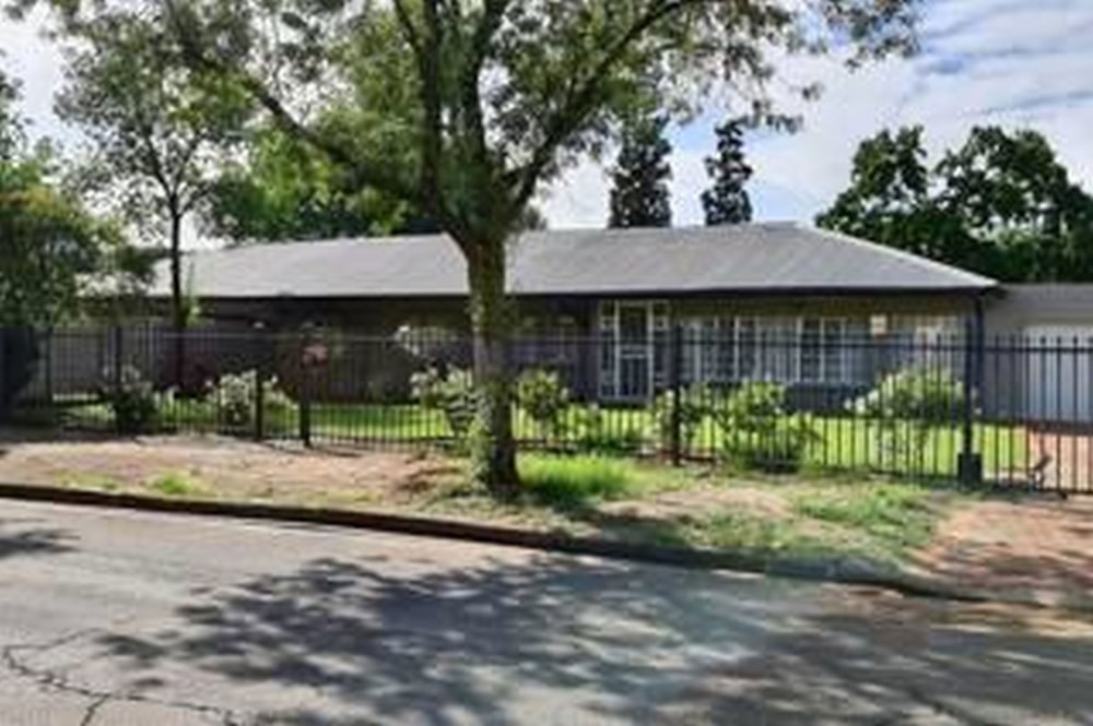 House for sale in Bayswater - 1BX1670483