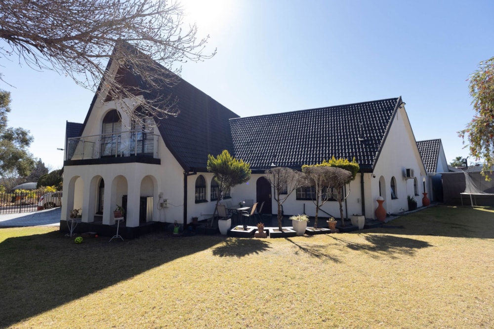 Double-storey house sold in Fichardt Park - 1BX1670048