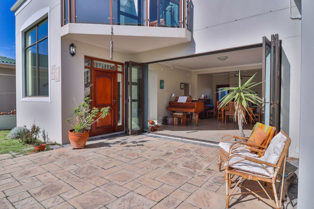 House sold in Kleinmond - KN1669289 House sold in Kleinmond - KN1669289