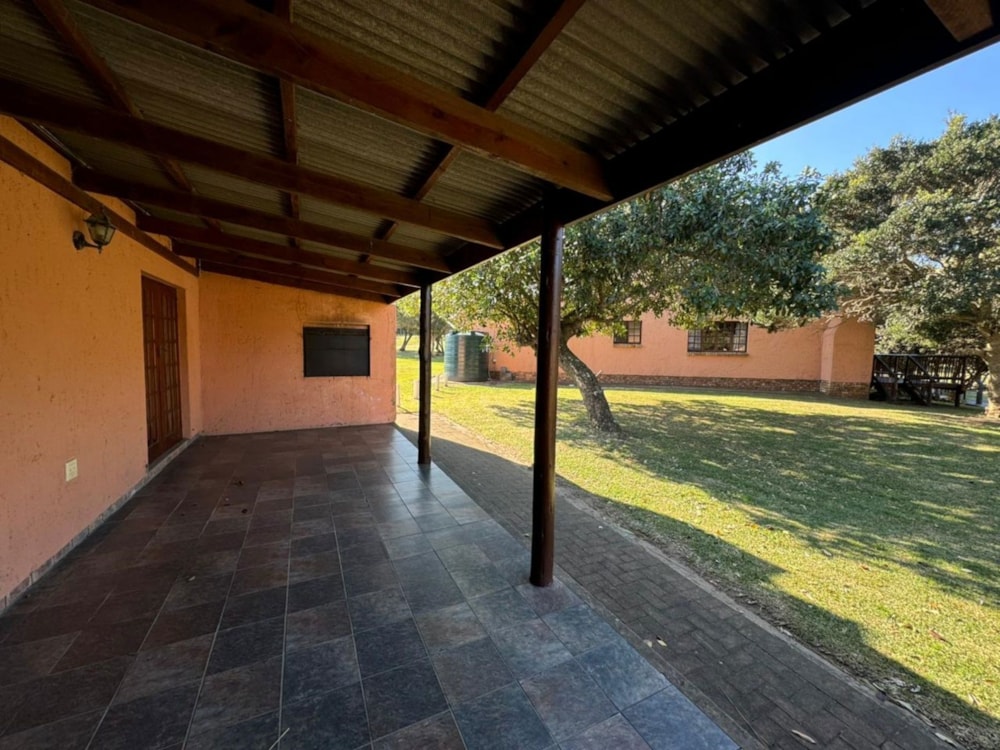 Security estate home let in Port Alfred - 1PF1657482 Security estate home let in Port Alfred - 1PF1657482