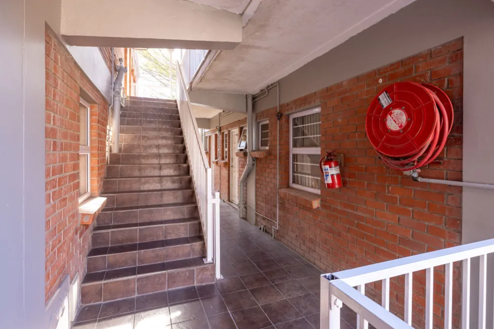 Apartment sold in Grahamstown Central (Makhanda Central) - 1GC1669062 Apartment sold in Grahamstown Central (Makhanda Central) - 1GC1669062