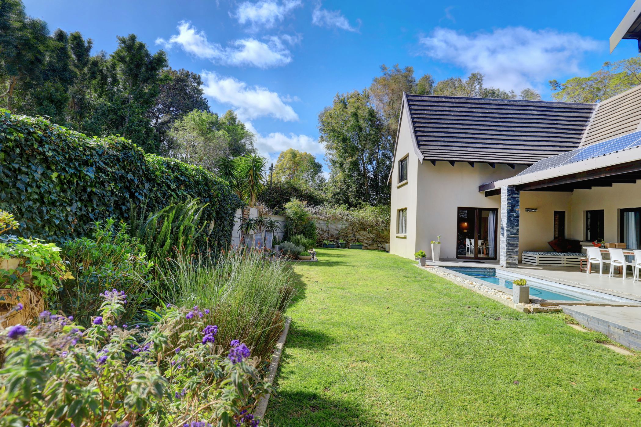 House sold in Heatherlands - GEO1671596