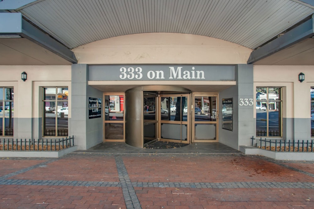 Commercial office for sale in Paarl - TK1669743 Commercial office for sale in Paarl - TK1669743