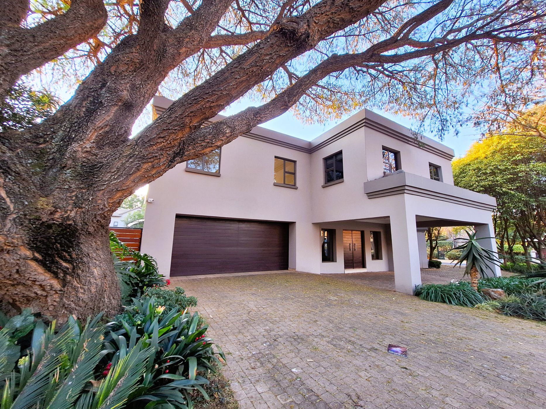 House sold in Midstream Estate - CN1670076