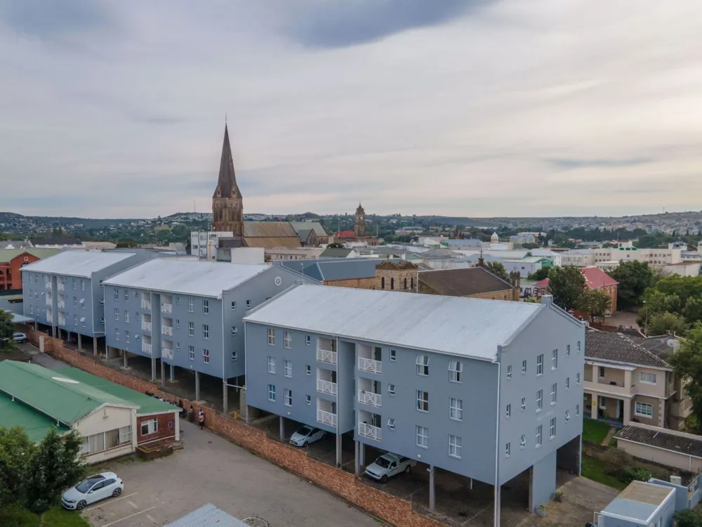 Multi-storey apartment to rent in Grahamstown Central (Makhanda Central)  - 1GC1751838