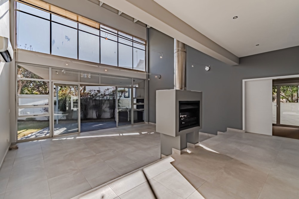 House to rent in Silver Lakes Golf Estate - PT1744773 House to rent in Silver Lakes Golf Estate - PT1744773