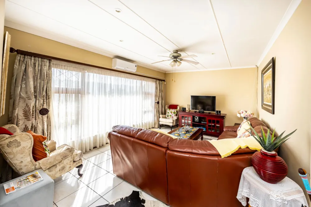 House to rent in Beacon Bay - 1EZ1724418 House to rent in Beacon Bay - 1EZ1724418