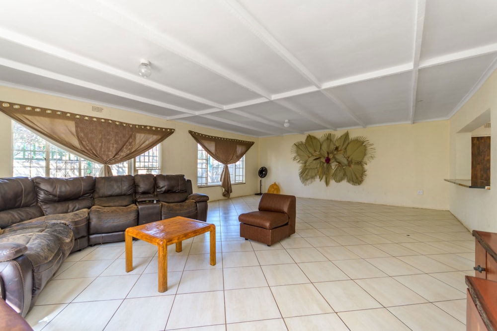 House sold in Westdene, Johannesburg - GRE1670990 House sold in Westdene, Johannesburg - GRE1670990
